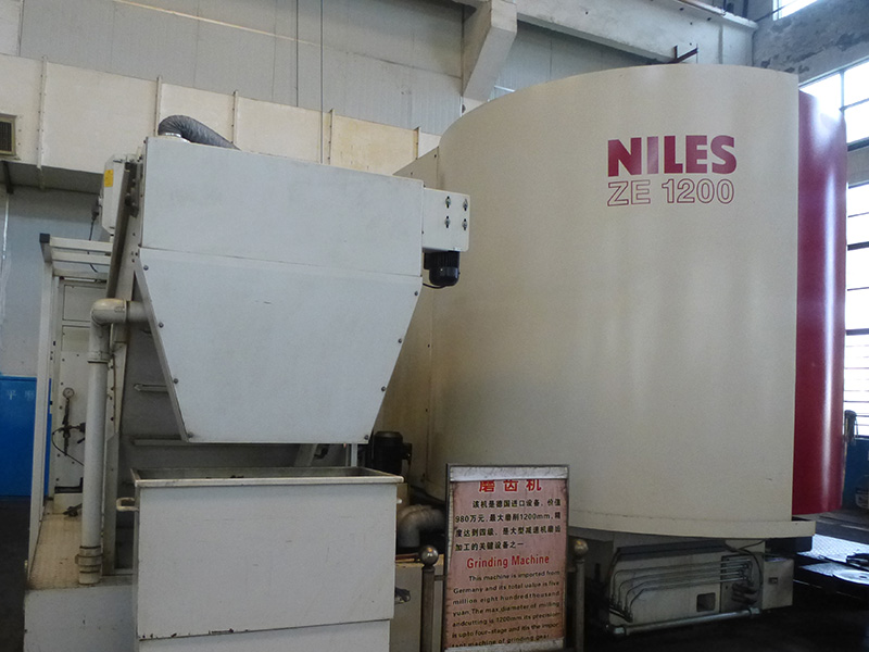 NILES CNC Gear Profile Grinding Machines ZE1200